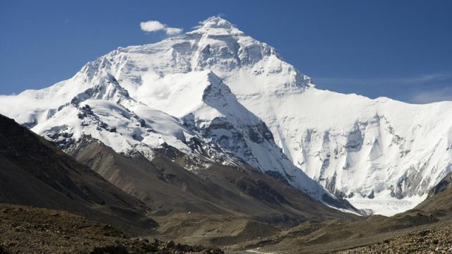 Everest ildən-ilə yüksəlir: Alimlər bunun səbəbini açıqladı