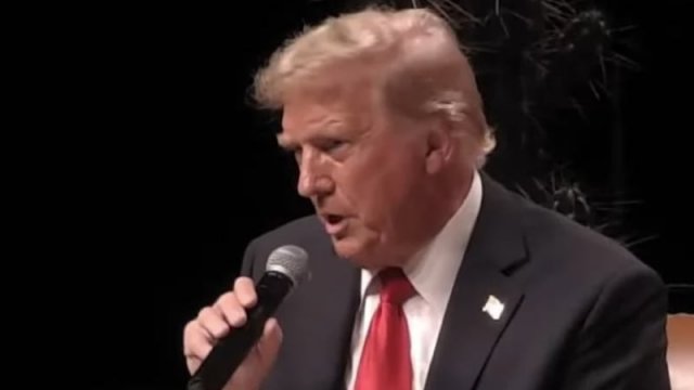 Tramp Putinlə dostluq ittihamlarına cavab verdi: "Bu insanlar xəstədir"