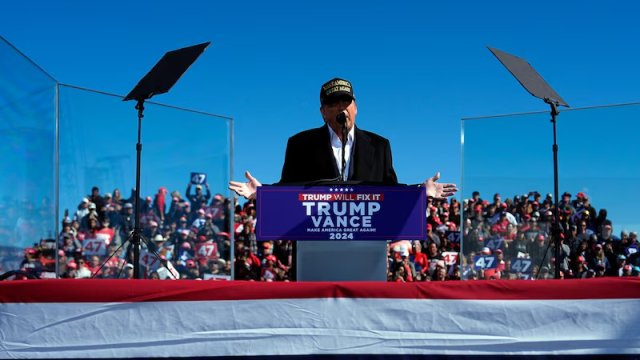 Trampın kampaniyası mitinqlər təşkil edib, minlərlə hesabı ödəməyib