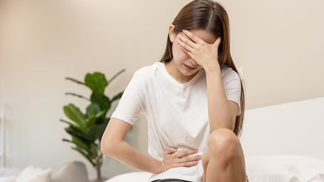 Amerikalı qadın nadir xəstəlik səbəbindən ağrı hiss etmir