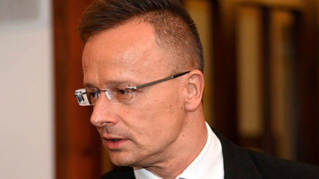 Peter Siyarto: "Baydenin qərarları dünyanı qlobal fəlakətə doğru sövq edir"