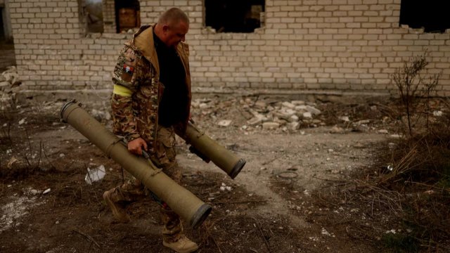 Ötən il dünyada nə qədər silah satılıb?