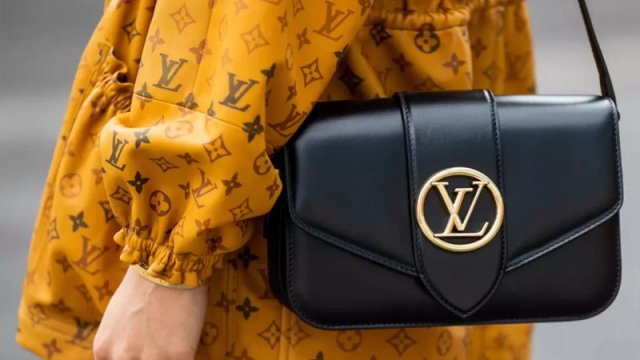 Bahalı geyim almaq həvəsi nədən qaynaqlanır? - Modelyer