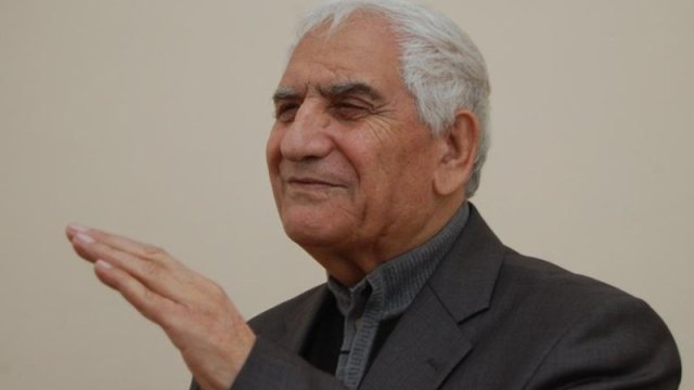 Xalq şairi xəstəxanadan evə buraxıldı

