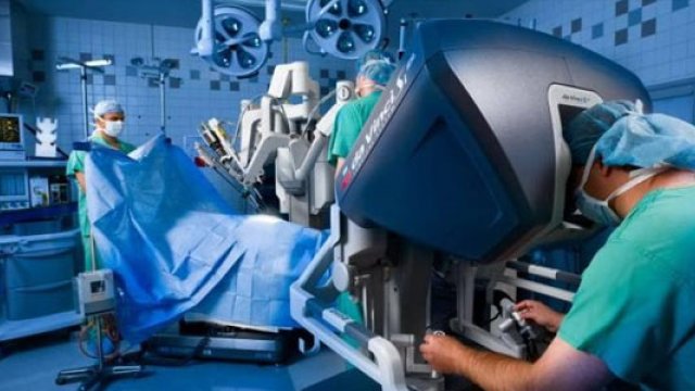 &ldquo;Əməliyyat lampaları kölgə yaratmır&rdquo; &ndash; TEXNOLOQ