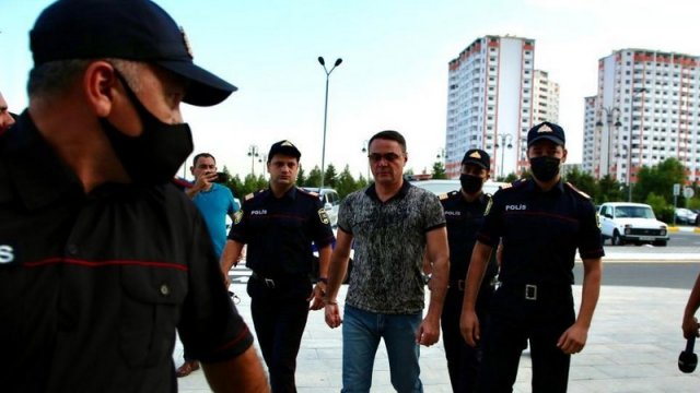 Eldəniz Səlimov azadlığa çıxdı
