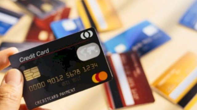 Xərcləyirik, sonra ödəyə bilmirik