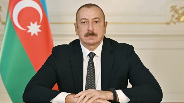 İlham Əliyev vergi forumunun iştirakçılarına müraciət etdi
