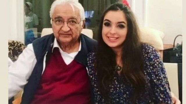 Leyla Əliyeva babasını təbrik etdi - FOTO