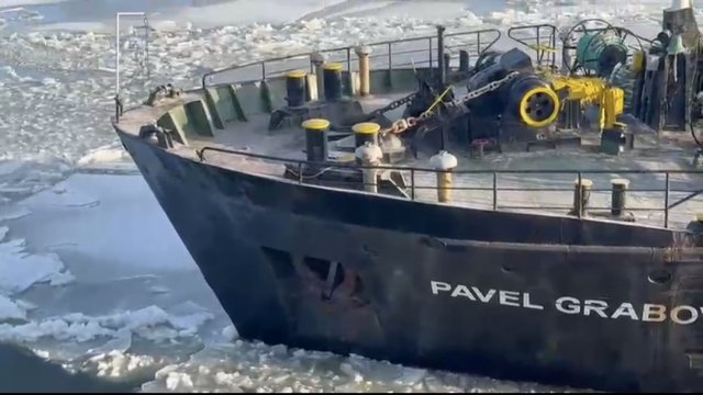 Azov dənizdində azərbaycanlıların olduğu gəmi batır - VİDEO