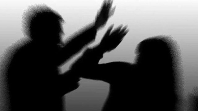 Kişi Bakının mərkəzində həyat yoldaşını güddü - həbs olundu