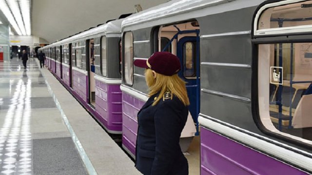 İçkili halda metroya girdi, söyüş söydü - Məhkəmə qərarı