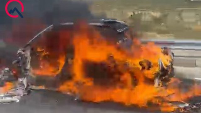 Bakıda “Land Rover” yanıb kül oldu - VİDEO