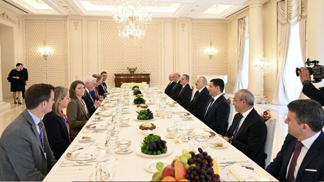 İlham Əliyevin adından Almaniya Prezidentinin şərəfinə rəsmi nahar verildi