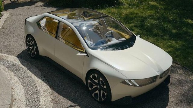 BMW öz avtomobillərində Çin süni intellektinə keçəcək