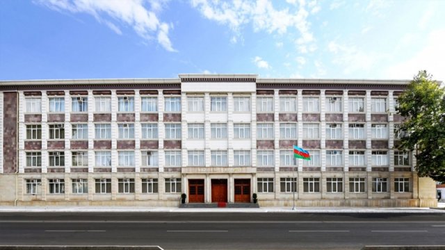 Naxçıvan Nazirlər Kabineti 236 minlik xidməti avtomobil alır