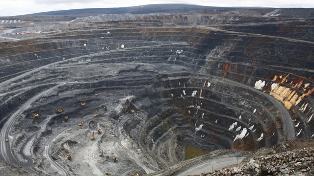 Çin nadir torpaq metallarının ixracını məhdudlaşdırır