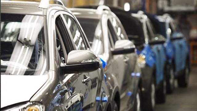 AYNA-ya məxsus 42 avtomobil hərraca çıxarılır