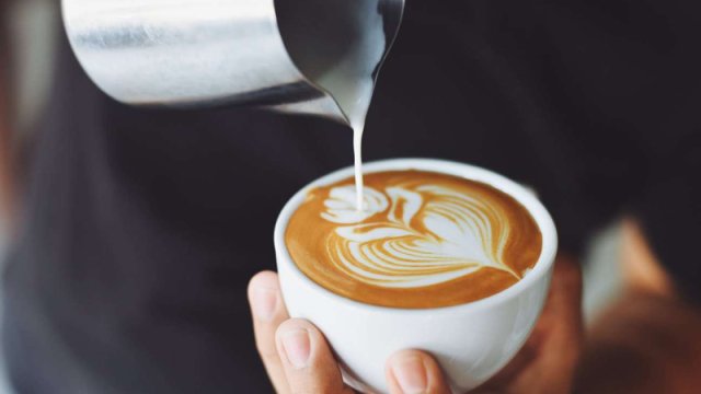 Ağız qoxusuna səbəb olan içki