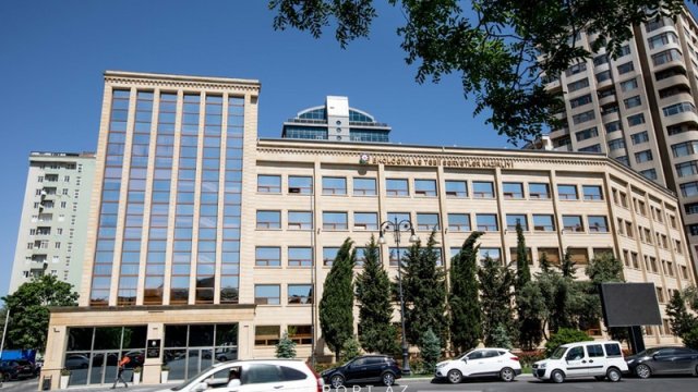 Nazirliyə məxsus &ldquo;Kamaz&rdquo; 9000 manata satıldı