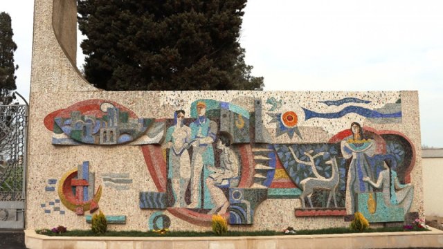 İDEA Bakıda mozaikaların bərpasını davam etdirir - FOTO