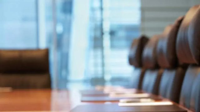 Baş nazir sədr müavinini bu siyahıdan çıxardı, yerinə nazir müavini gətirildi