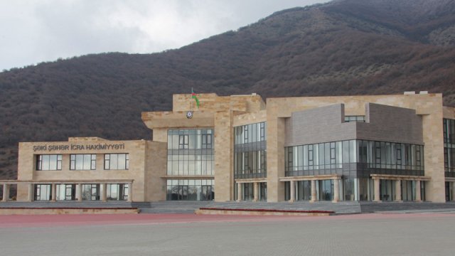 Şəkidə 661 min manatlıq yol təmiri