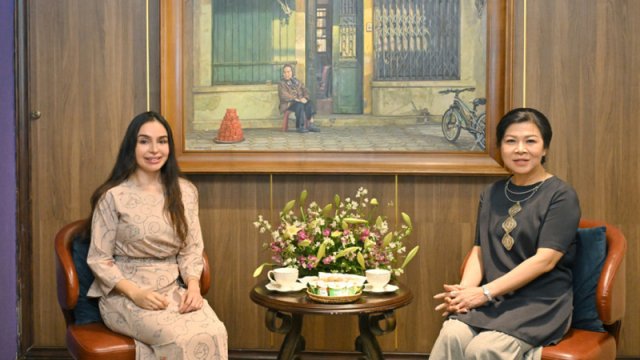 Leyla Əliyeva Vyetnam Kommunist Partiyası Mərkəzi Komitəsinin Baş katibinin xanımı ilə görüşdü