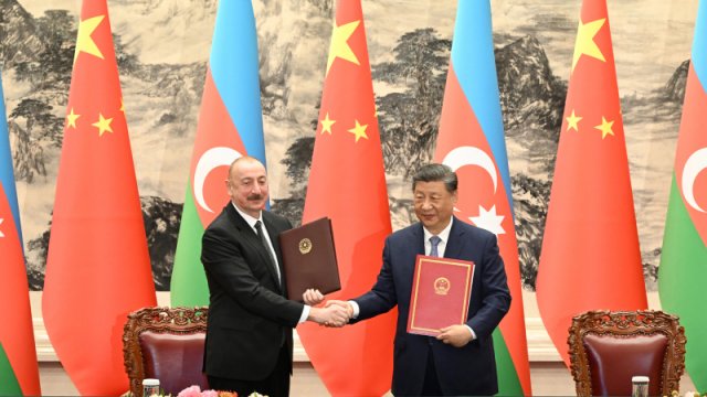 Azərbaycanla Çin hərtərəfli strateji tərəfdaşlıq əlaqələrinin qurulması haqqında Birgə Bəyanat imzaladı
