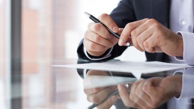 İdarə rəisi işdən çıxarıldı