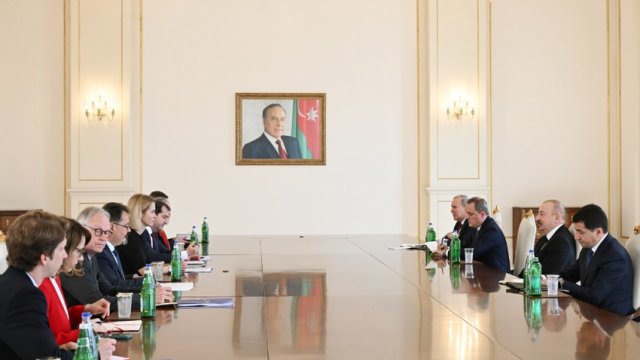 Prezident Kaya Kallas və Feridun Sinirlioğlunu qəbul etdi - YENİLƏNİB
