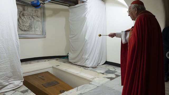 Roma Papası Fransisk dəfn edildi