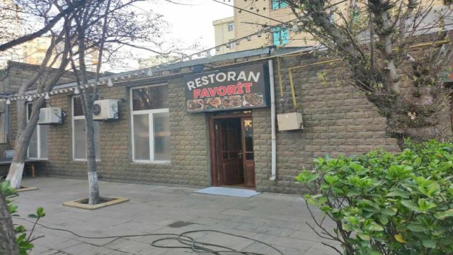 "Favorit" restoranında dava: Xəsarət alan şəxs iki saat əməliyyat olundu