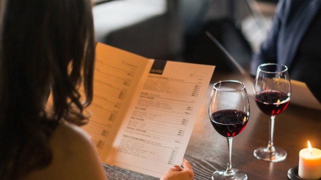 Yapon restoranı çinli müştərilərə "kobudluğa" görə qadağa qoydu