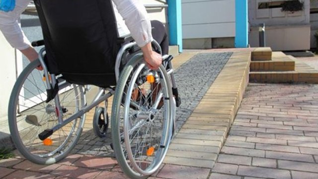 Bölgələrdə pandus problemi