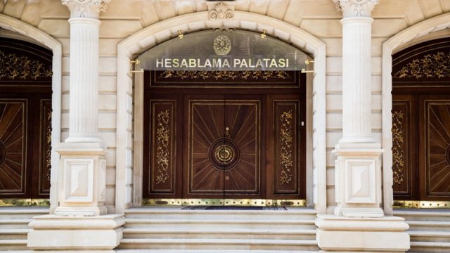 Hesablama Palatasına məxsus bu maşınlar hərraca çıxarılır