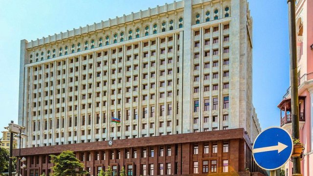 Əfv Komissiyasının yekun iclası keçirildi
