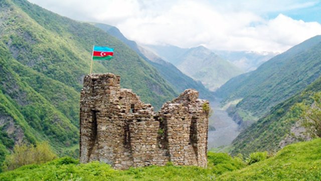 Qarabağa fərdi avtomobillərlə səfərlərin istiqamətləri genişləndirilir: Turizmə necə təsir edəcək?