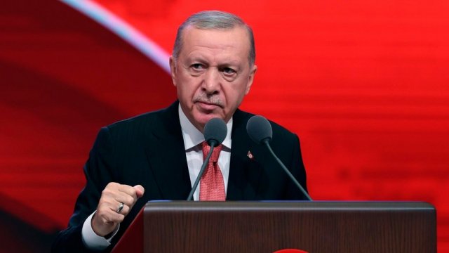 Ərdoğan: İlham Əliyev bölgəyə sülhü gətirəcək lider olaraq tarixə düşəcək
