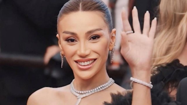 Röya Ayxan: "O gün olsun ingilis dilində oxuyum, ağladım sizi"