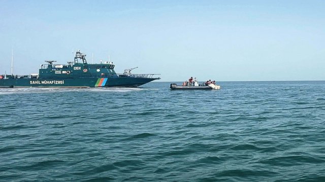 
Xəzərdə Azərbaycana qayıqla narkotik keçirilməsinin qarşısı alındı - FOTO