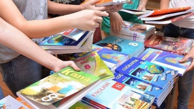 Dövlət büdcəsindən 13 milyon ayrıldı - Şagirdləri çaşdıran dərsliklər yenilənir?