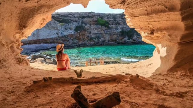 Aralıq dənizində bir gözəl ada: İbiza çimərlikləri kimi.. - Dincəlmək üçün başqa nə var?