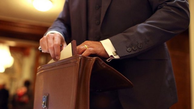 Bakıda icra başçısı birinci müavinini işdən çıxardı