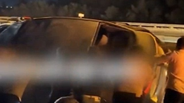 Aeroport yolunda maşın aşdı: Ölən və yaralananlar var - VİDEO