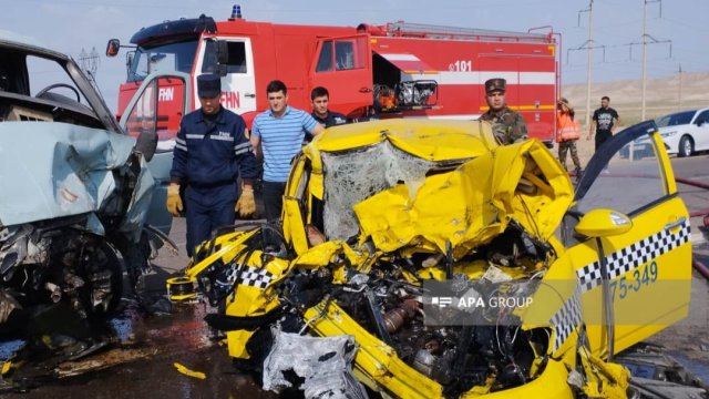 Naxçıvanda ağır qəza: Məmur və ər-arvad öldü - FOTO
