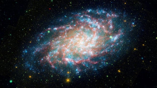 Yadplanetlilər hava limanlarımız sayəsində bizi tapıb işğal edə bilərmi?