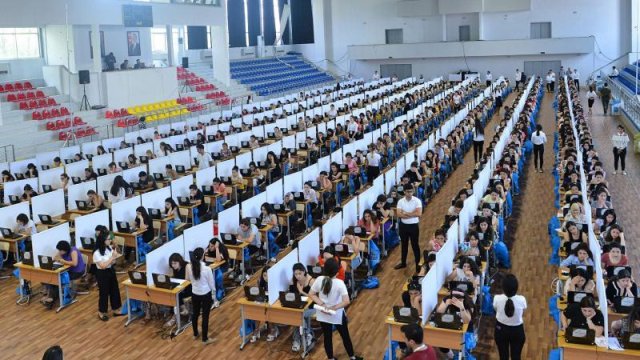 MİQ imtahanları: Bakının keçid balı düşəcək? - AÇIQLAMA