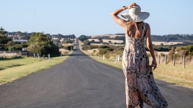 Yayda necə geyinməli? - Stilisdən məsləhət