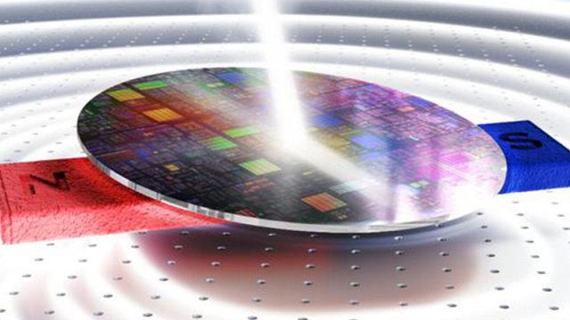 Alimlər adi metallarda sirrli maqnit "pıçıltısı" eşitdi